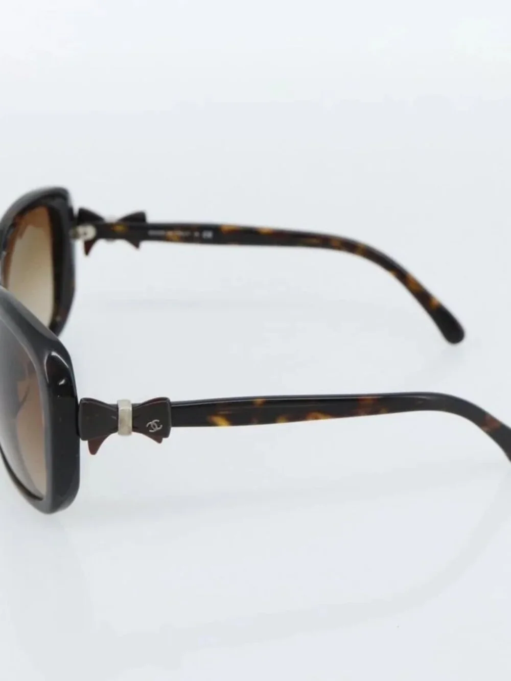 CHANEL Tortoise Pattern Sunglasses plastic Brown CC Auth 180941